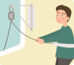 완강기 벨트를 가슴높이까지 걸고 조인다